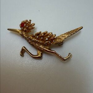 Vintage Goldtone Roadrunner Brooch